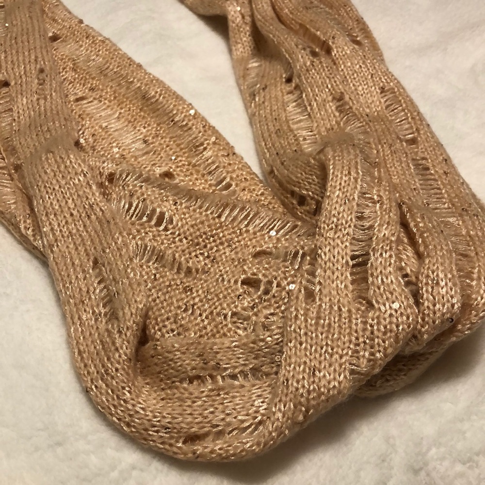 Infinity scarf